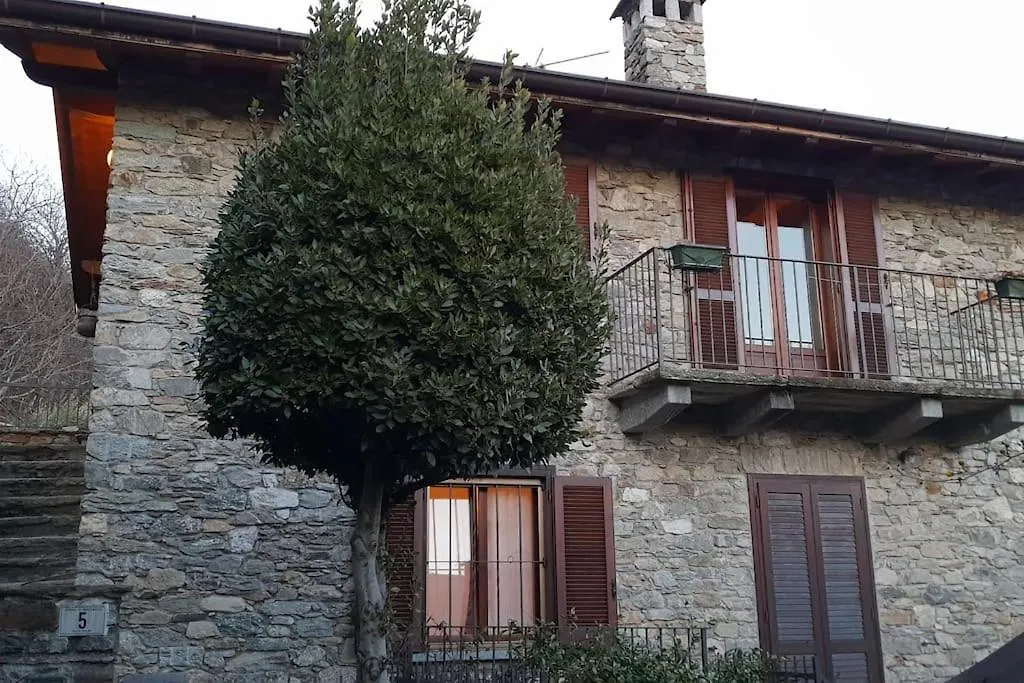 Montemezzo House With Stunning View Over Lake Como 0*,  איטליה